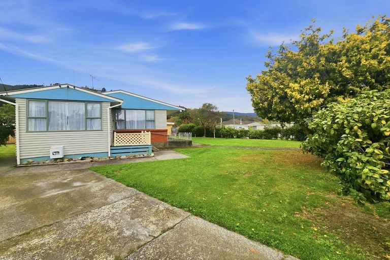Photo of property in 2 Miles Crescent, Wainuiomata, Lower Hutt, 5014