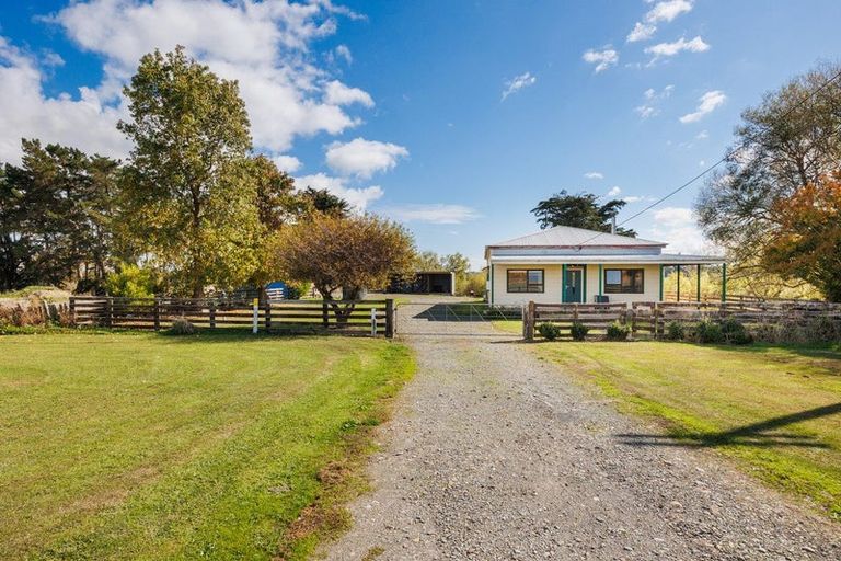 Photo of property in 1419 Kimbolton Road, Cheltenham, Feilding, 4777
