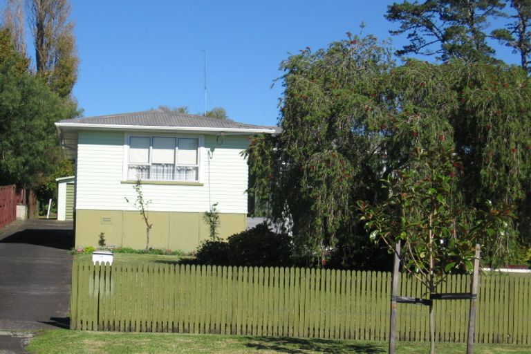 Photo of property in 35 Glenorchy Street, Glen Eden, Auckland, 0602