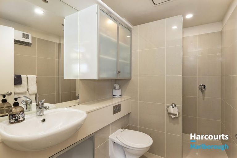 Photo of property in Oxleys Rock Apartments, 303/6 London Quay, Picton, 7220