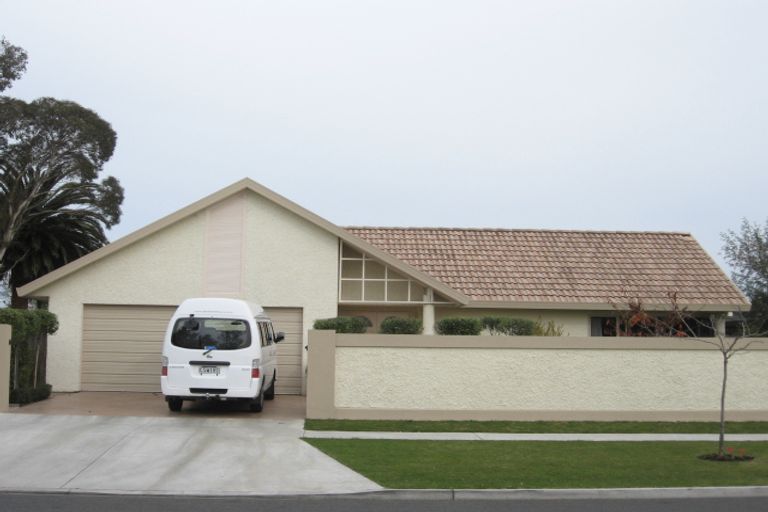 Photo of property in 112 Avenue Road, Greenmeadows, Napier, 4112