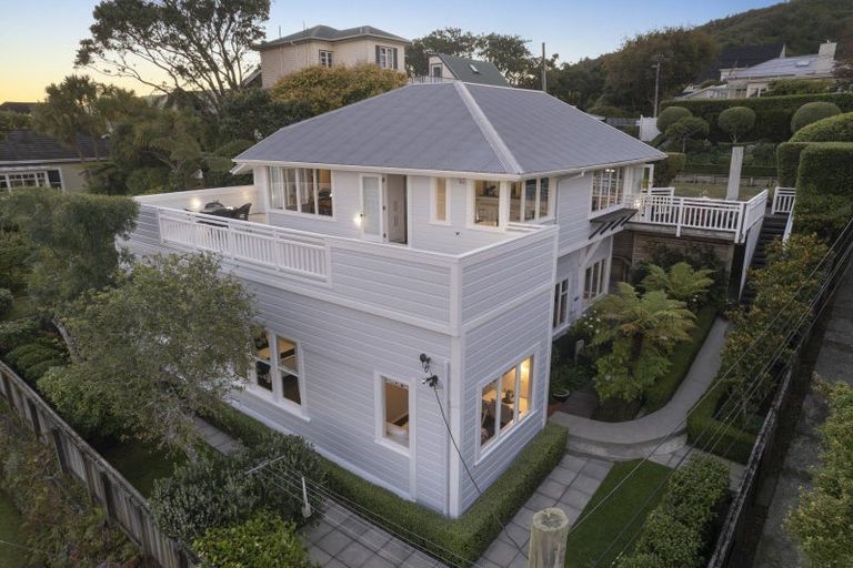 Photo of property in 21 Simla Crescent, Khandallah, Wellington, 6035