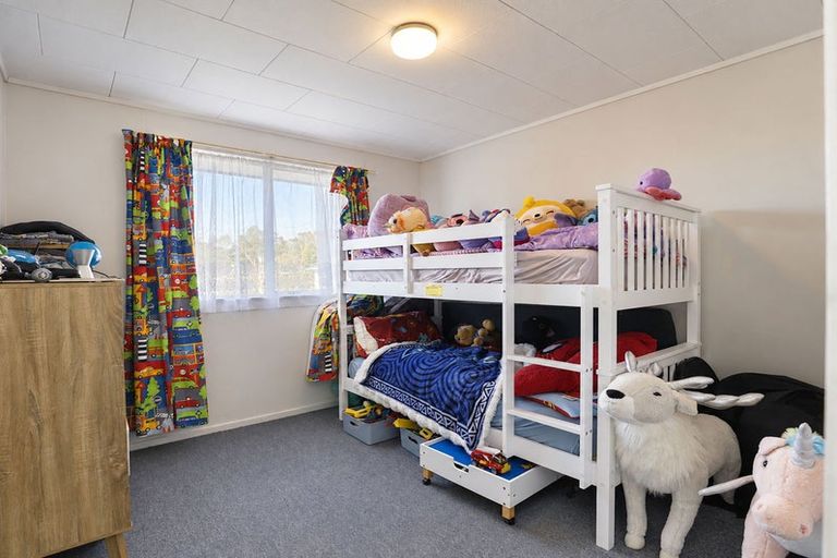 Photo of property in 11 Crystal Place, Pukehangi, Rotorua, 3015