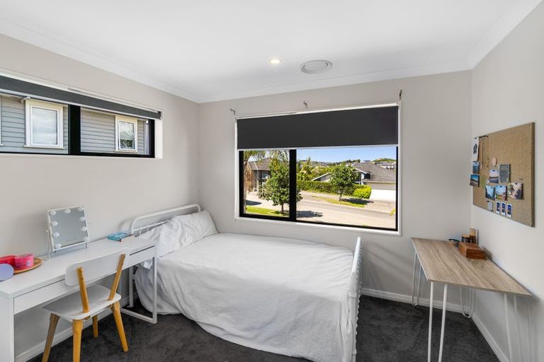 Photo of property in 24 Flavell Drive, Orewa, 0931