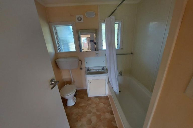 Photo of property in 112 Anzac Road, Morningside, Whangarei, 0110