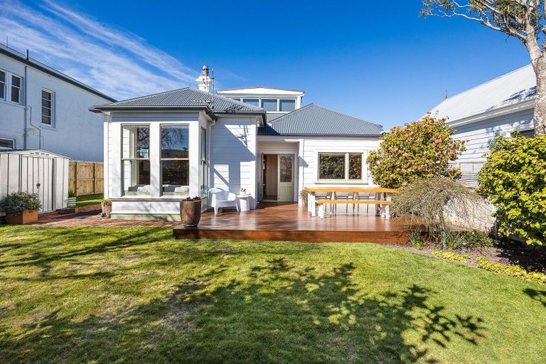 Photo of property in 33 Highgate, Belleknowes, Dunedin, 9011