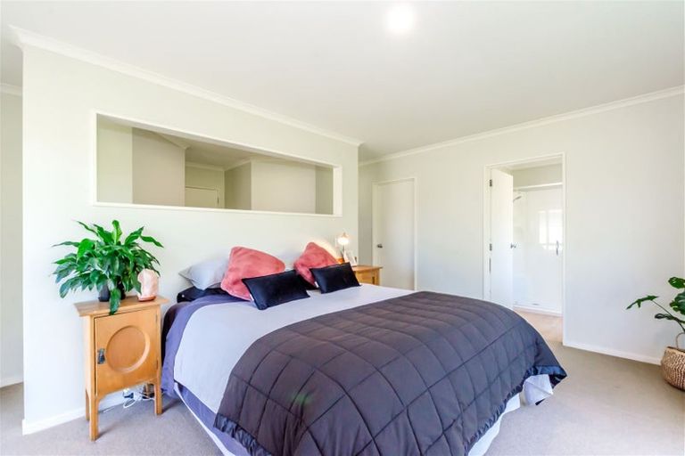 Photo of property in 22 Waterstone Avenue, Paraparaumu, 5032