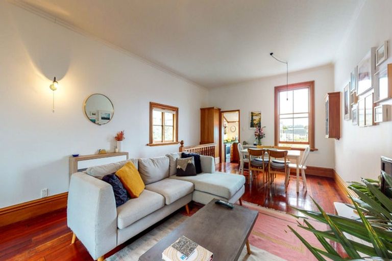 Photo of property in 16 Stafford Street, Mount Victoria, Wellington, 6011