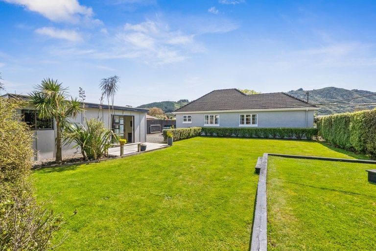 Photo of property in 12 Elm Street, Ebdentown, Upper Hutt, 5018