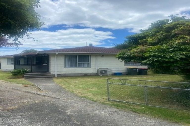 Photo of property in 9 Rinaha Place, Koutu, Rotorua, 3010