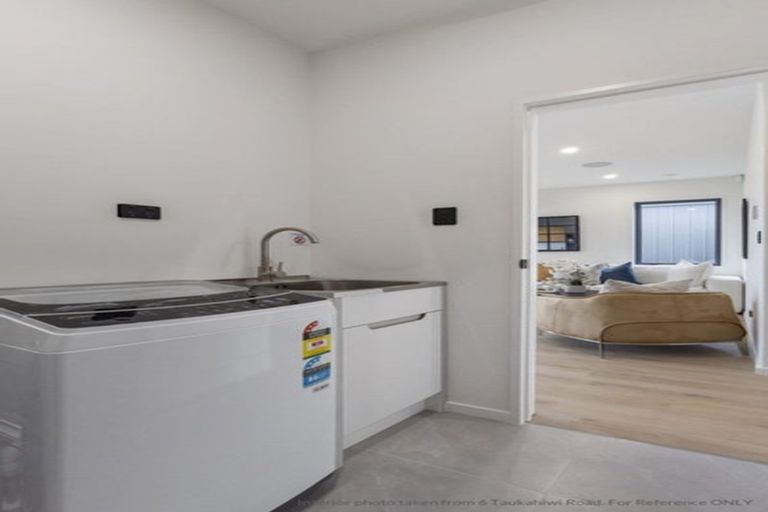 Photo of property in 10 Taukahiwi Road, Pukekohe, 2120