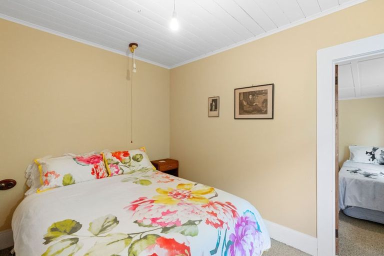 Photo of property in 21 Shortt Street, Foxton Beach, Foxton, 4815