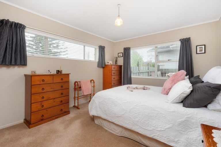 Photo of property in 25 Hookey Drive, Te Puke, 3119