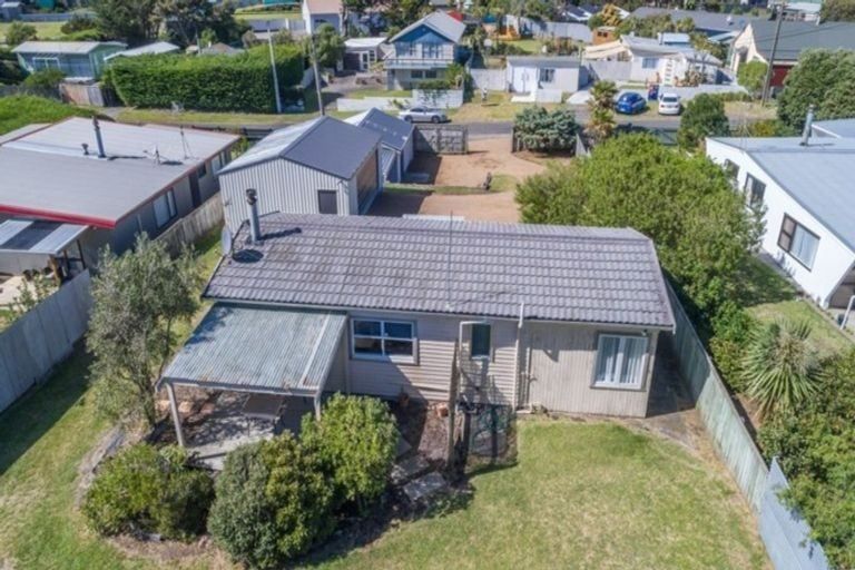 Photo of property in 30 Muapoko Street, Himatangi Beach, Foxton, 4891