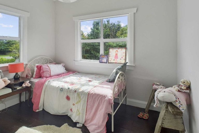 Photo of property in 87 South Road, Manaia, 4612