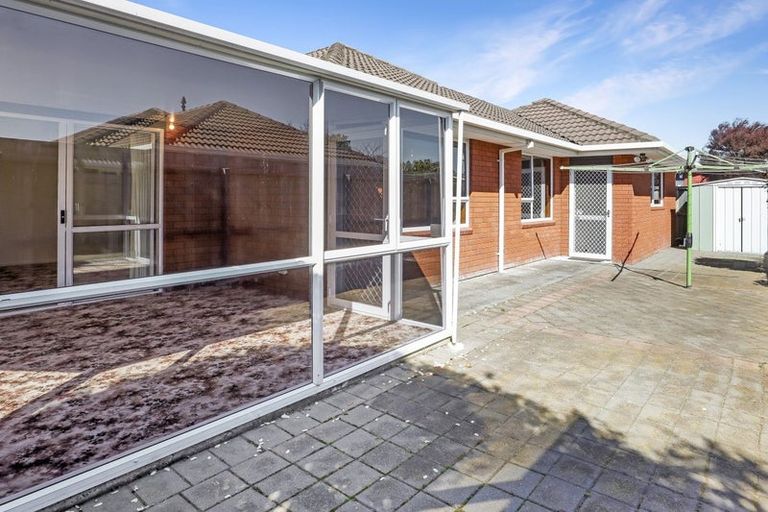 Photo of property in 1/61a Strathfield Avenue, Dallington, Christchurch, 8061
