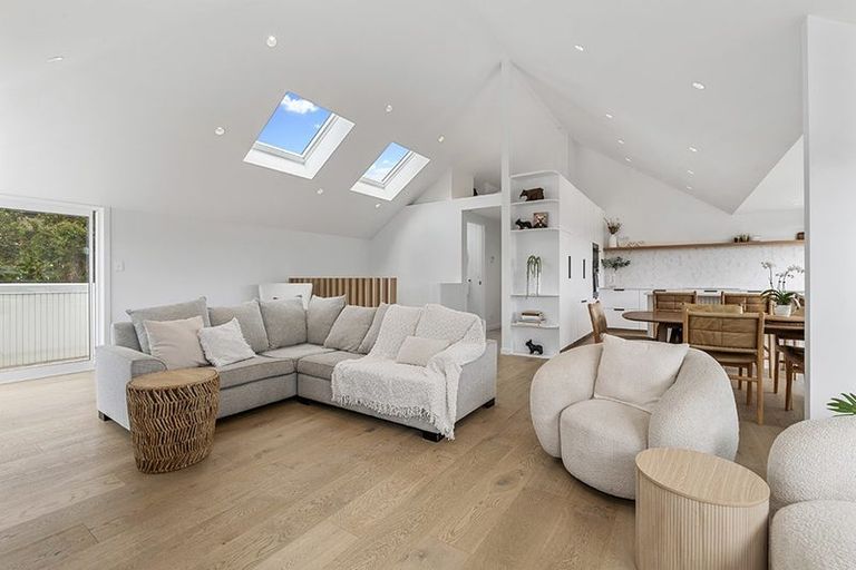 Photo of property in 2/37 Prospect Terrace, Milford, Auckland, 0620