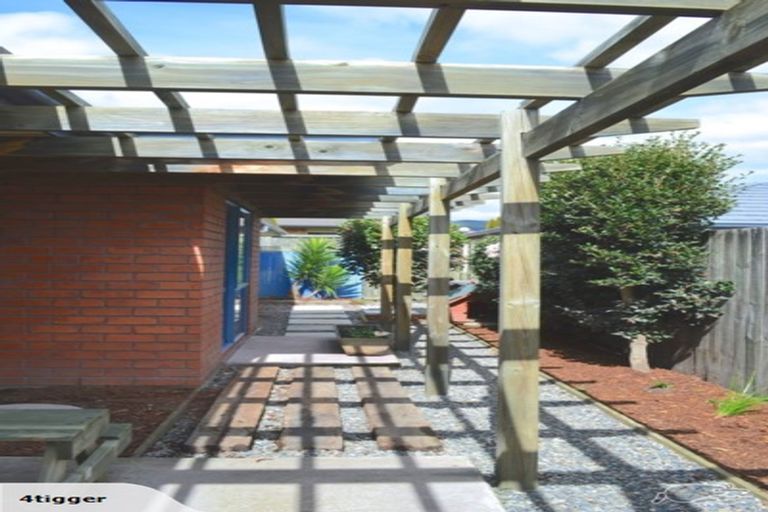 Photo of property in 219 Vaughan Road, Owhata, Rotorua, 3010