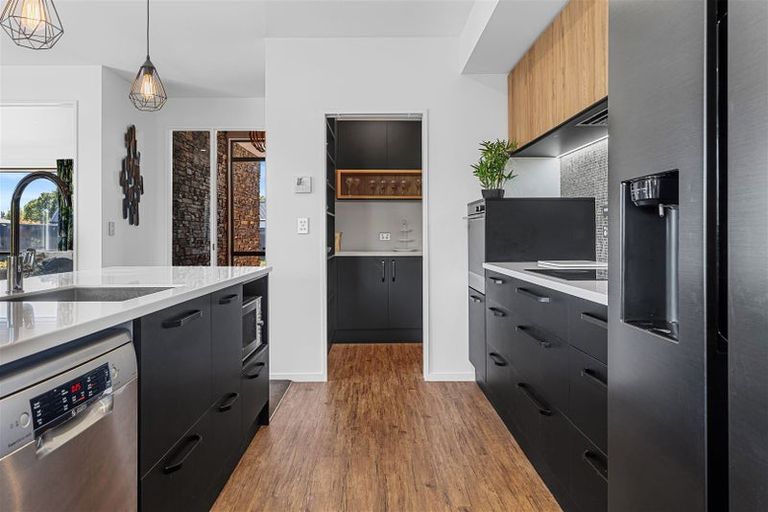 Photo of property in 9 Westpark Boulevard, Rangiora, 7400