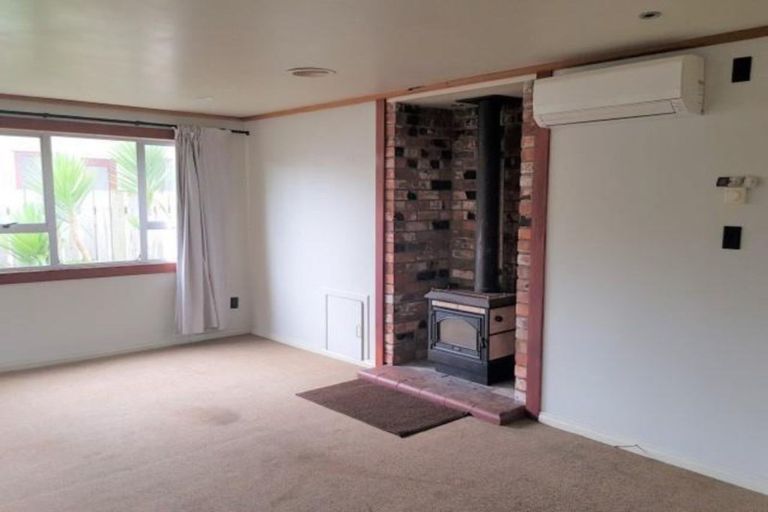 Photo of property in 28 Bulteel Street, New Plymouth, 4310