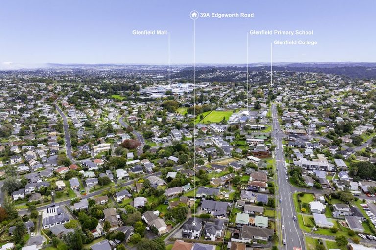 Photo of property in 39a Edgeworth Road, Glenfield, Auckland, 0629