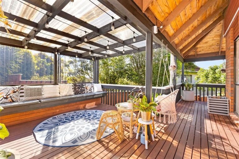 Photo of property in 2/6 Sturm Avenue, Massey, Auckland, 0614