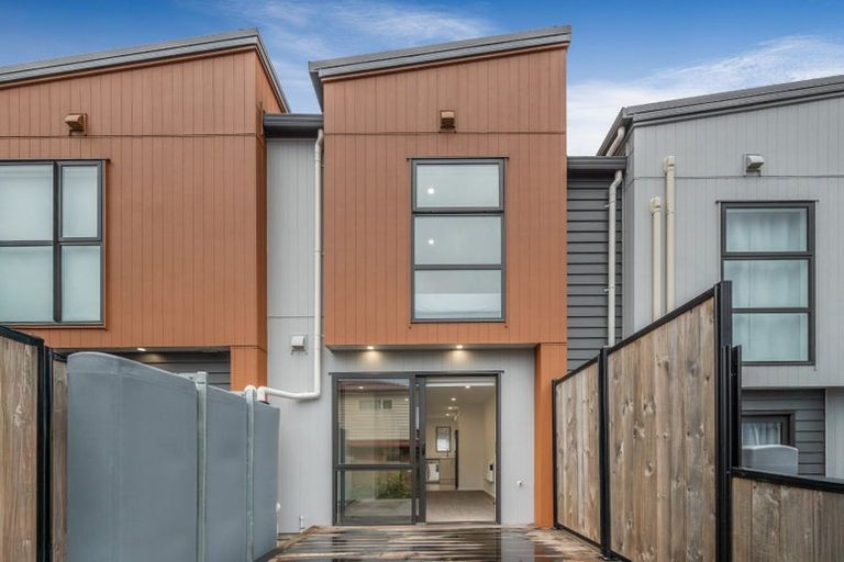 Photo of property in 45 Raupeti Lane, Henderson, Auckland, 0612