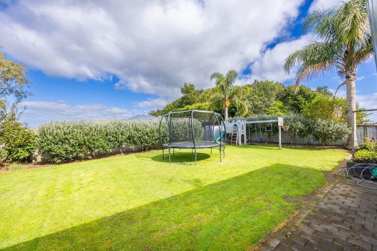 Photo of property in 33 Ayrshire Drive, Grandview Heights, Hamilton, 3200