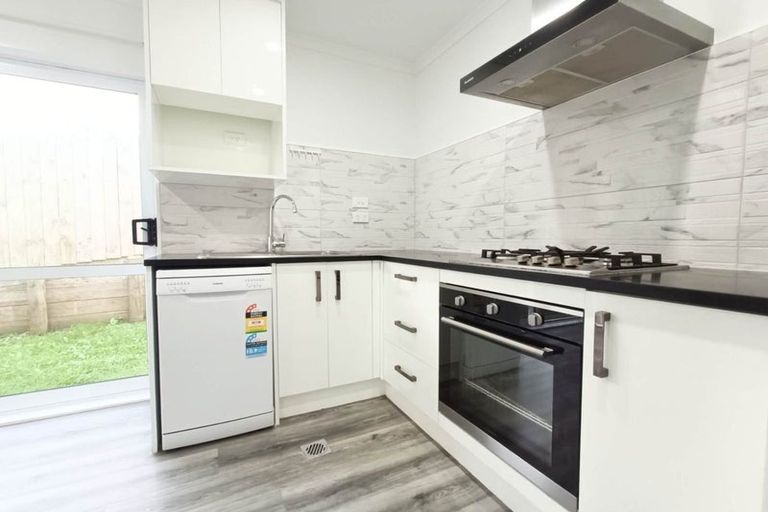 Photo of property in 75b Andrew Road, Howick, Auckland, 2010