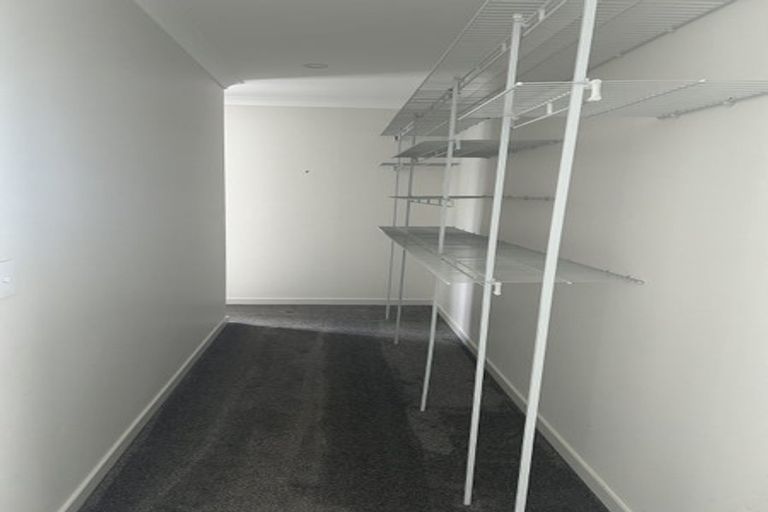 Photo of property in 10 Puroto Place, One Tree Point, 0118