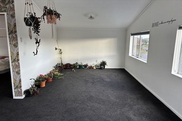 Photo of property in 11 Cunningham Street, Grasmere, Invercargill, 9810