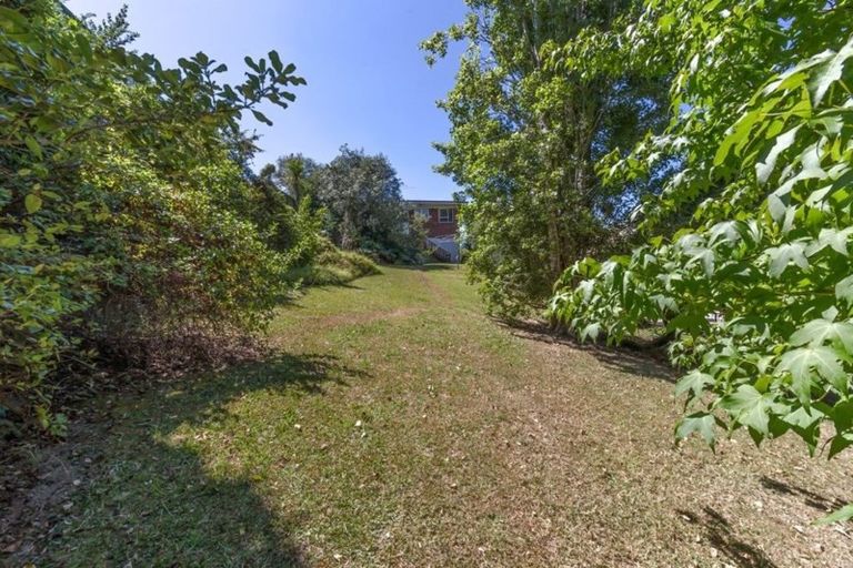 Photo of property in 27 Rimu Road, Stanmore Bay, Whangaparaoa, 0932