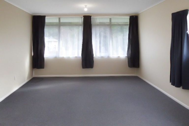 Photo of property in 2/7 Bridge Street, Melling, Lower Hutt, 5010
