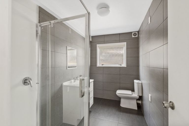 Photo of property in 1209 Whangaparaoa Road, Gulf Harbour, Whangaparaoa, 0930