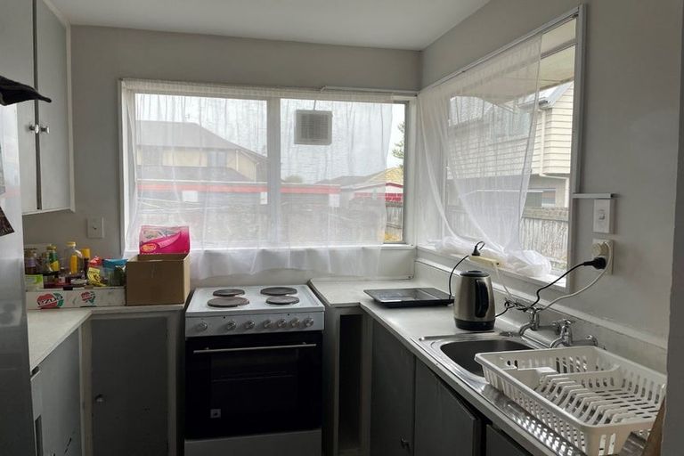 Photo of property in 3/74 Champion Street, Edgeware, Christchurch, 8013