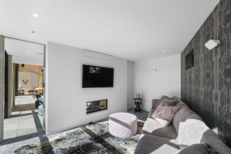 Photo of property in 9 Walnut Avenue, Strowan, Christchurch, 8052