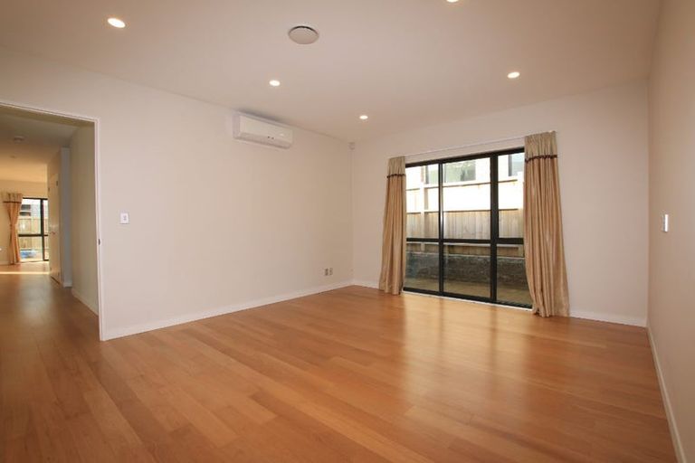 Photo of property in 14 Pohue Avenue, Huapai, Kumeu, 0810