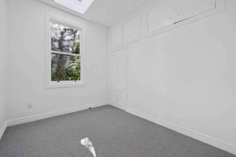 Photo of property in 17 Stafford Street, Mount Victoria, Wellington, 6011