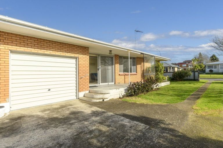 Photo of property in 5a Laing Place, Otumoetai, Tauranga, 3110