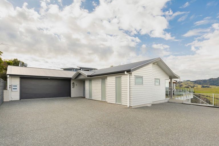 Photo of property in 154 Centennial Drive, Whitianga, 3510