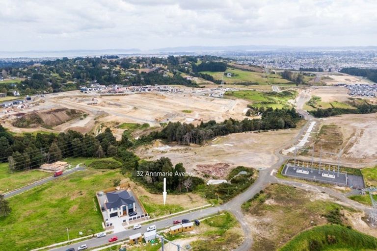 Photo of property in 32 Annmarie Avenue, Totara Park, Auckland, 2019