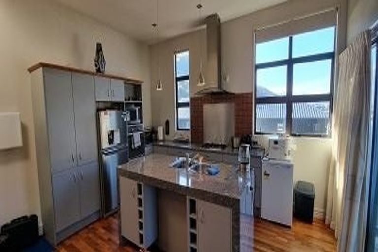 Photo of property in 25a Marina Drive, Frankton, Queenstown, 9300