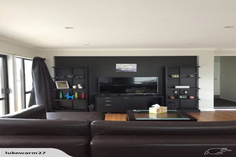 Photo of property in 4 Outram Grove, Kelson, Lower Hutt, 5010
