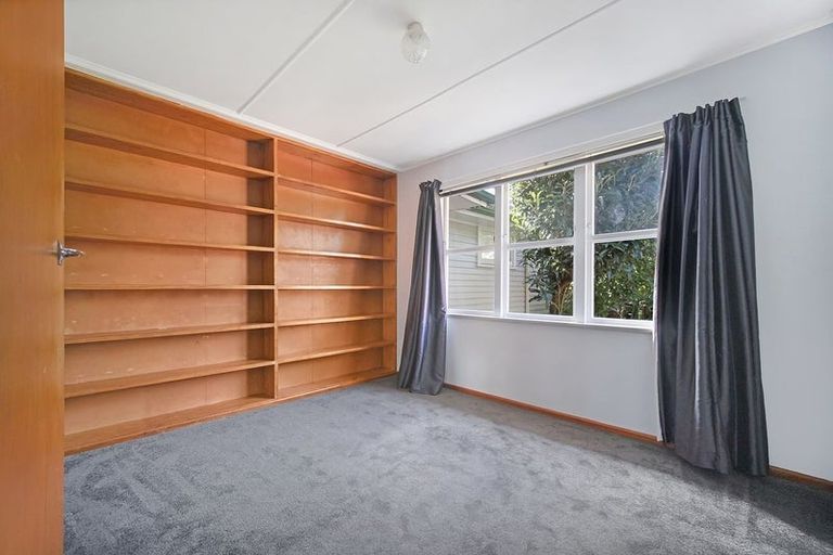 Photo of property in 94 Edmonton Road, Henderson, Auckland, 0612