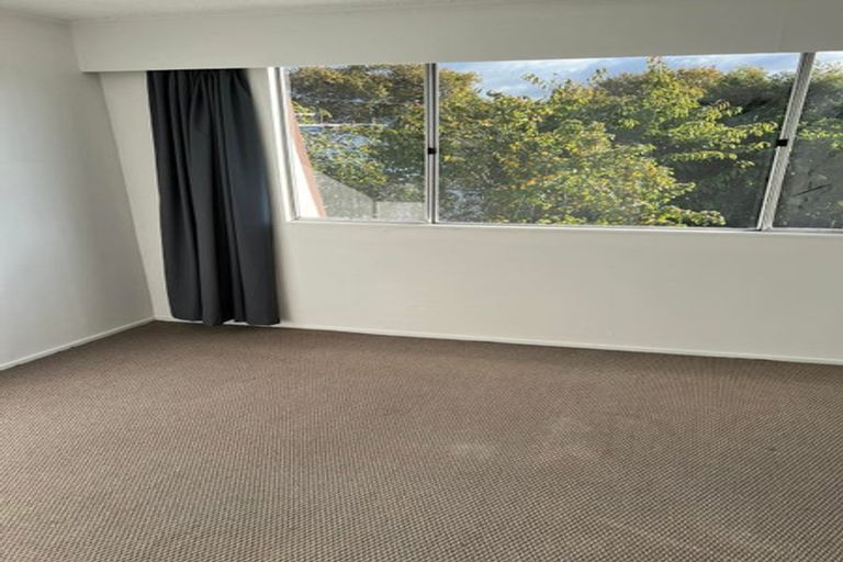 Photo of property in 8a Wainui Road, Waiwhetu, Lower Hutt, 5010