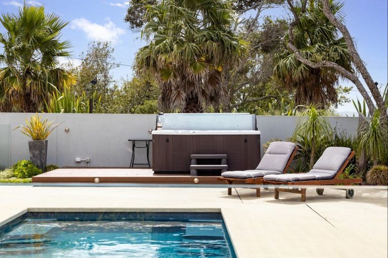 Photo of property in 298 Mahurangi West Road, Puhoi, Warkworth, 0983