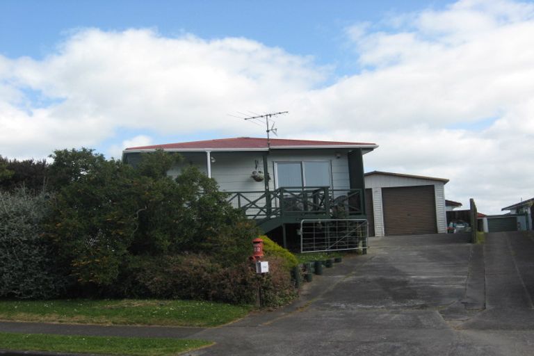 Photo of property in 22 Burundi Avenue, Clendon Park, Auckland, 2103