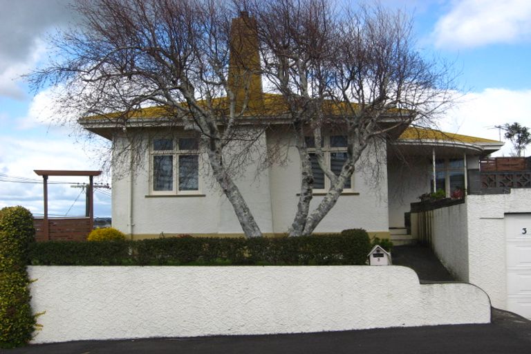 Photo of property in 3g Wallace Place, Westown, New Plymouth, 4310