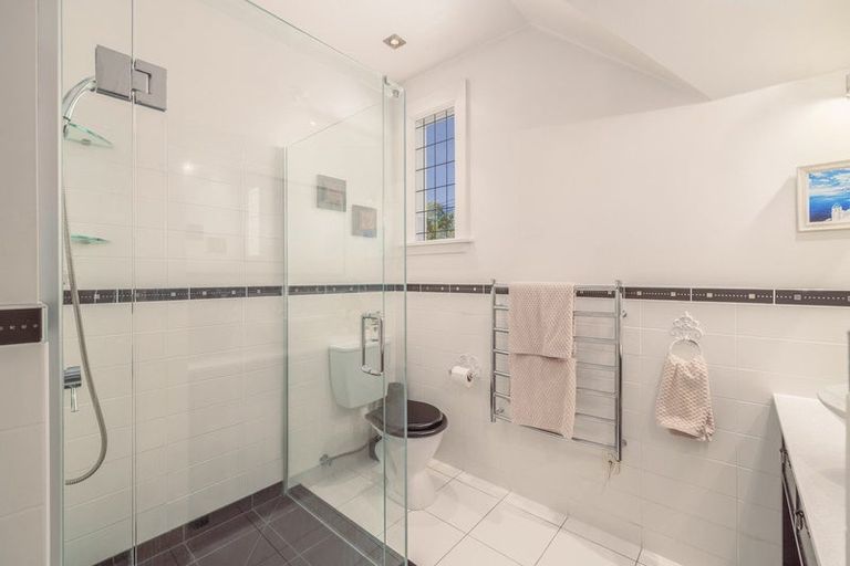 Photo of property in 392 Papanui Road, Strowan, Christchurch, 8052