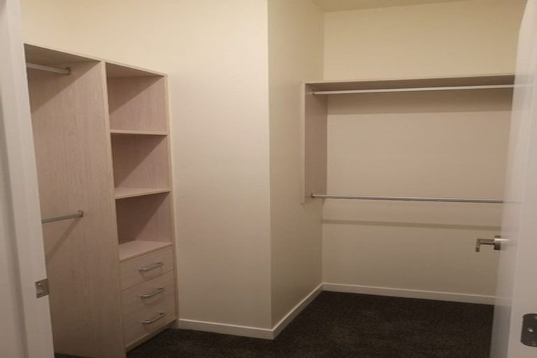 Photo of property in 4 Joseph Kokich Avenue, Swanson, Auckland, 0614